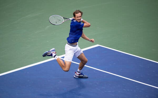 Daniil Medvedev Easily Advances to U.S. Open Final