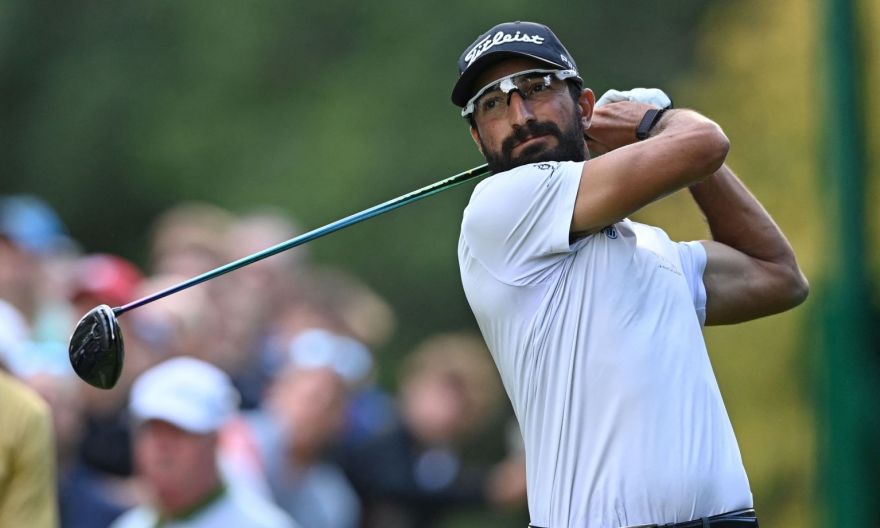 Golf: Laporta in the lead as Aphibarnrat loses ground at Wentworth