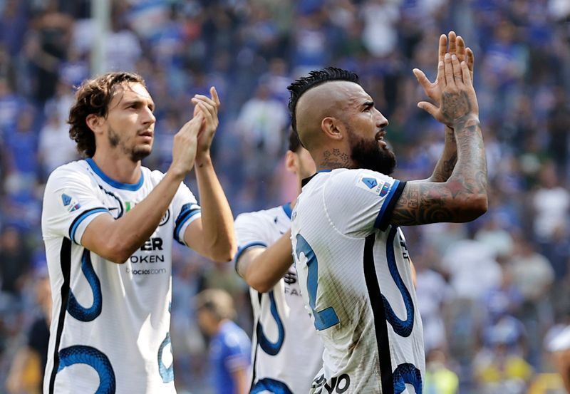Soccer-Inter Milan pegged back twice as battling Sampdoria earn draw