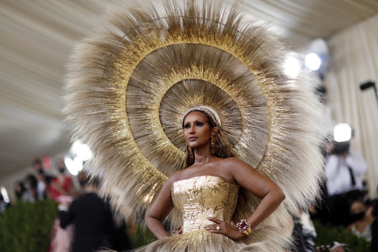 'Surreal' Met Gala celebrates fashion with over-the-top red carpet looks