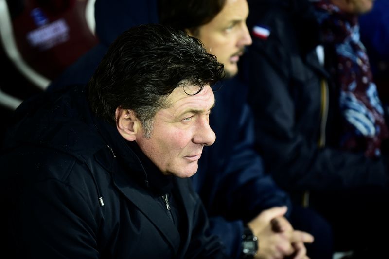 Soccer-Mazzarri appointed Cagliari coach following Semplici sacking
