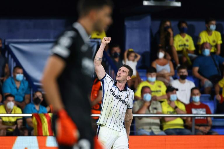 Gosens rescues Atalanta with late point at 10-man Villarreal