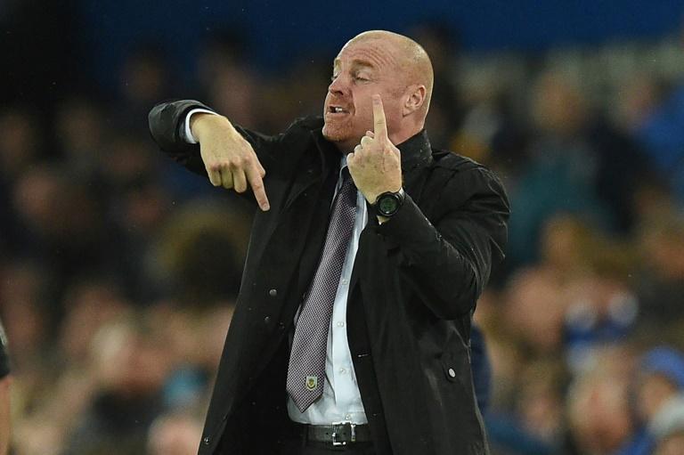 Burnley manager Dyche signs new deal