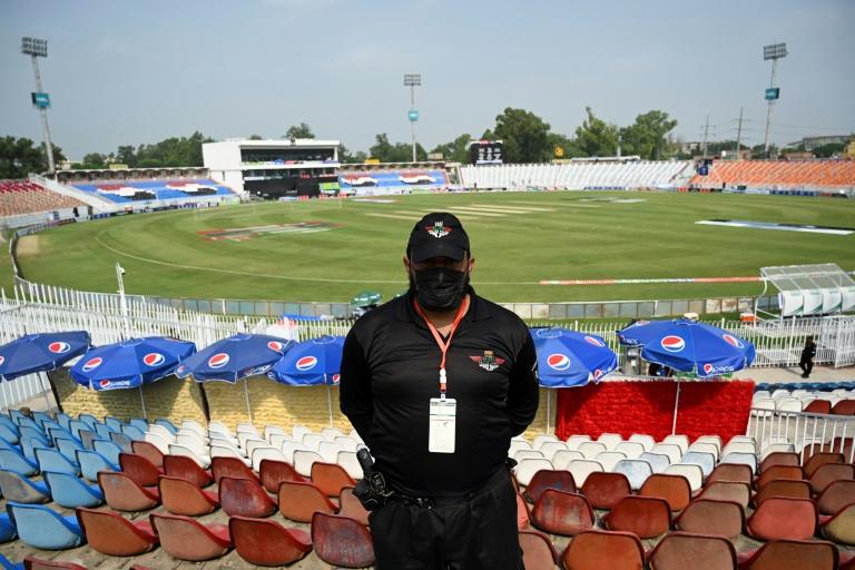 New Zealand call off Pakistan cricket series after security alert