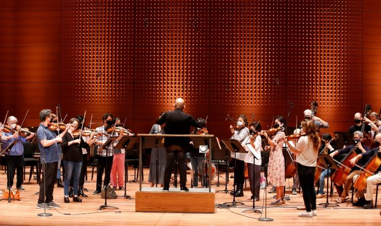 New York philharmonic marks 'homecoming' after pandemic cancellations