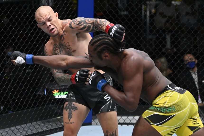 MMA: Anthony Smith defeats Ryan Spann in 1st round at UFC