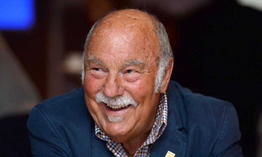 Football: Former England player Jimmy Greaves dies aged 81