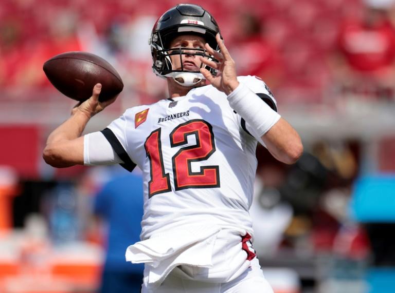 Ravens Jackson outduels Mahomes, Brady throws five TDs for Buccaneers