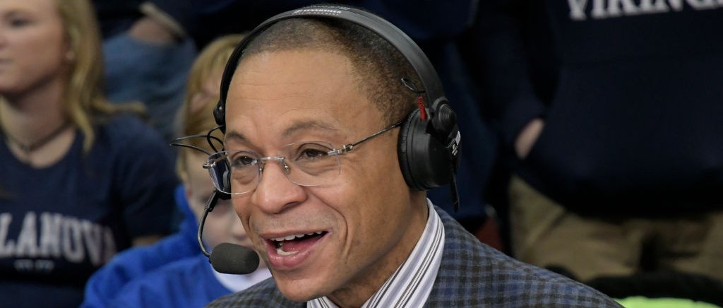 Gus Johnson Lost It When The Vikings Missed A Game Winning Field Goal Attempt