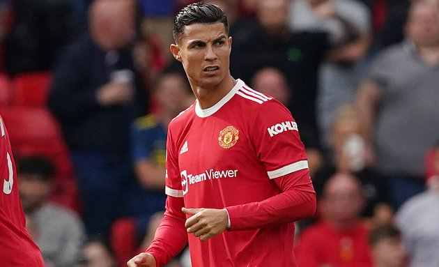 Man Utd boss Solskjaer defends Ronaldo from Ferdinand: Rio comments on things he doesn't know about