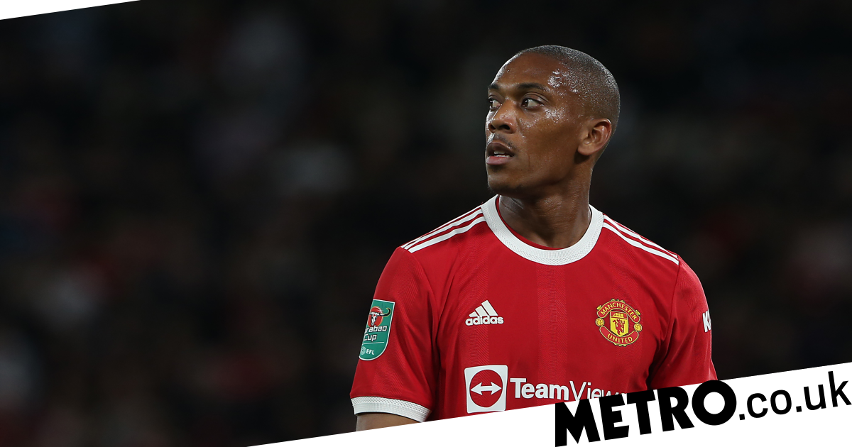 Ole Gunnar Solskjaer reacts to Anthony Martial's performance against West Ham