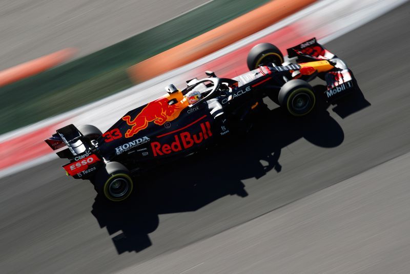 Motor racing - Verstappen to start Russian GP from the back for taking new engine