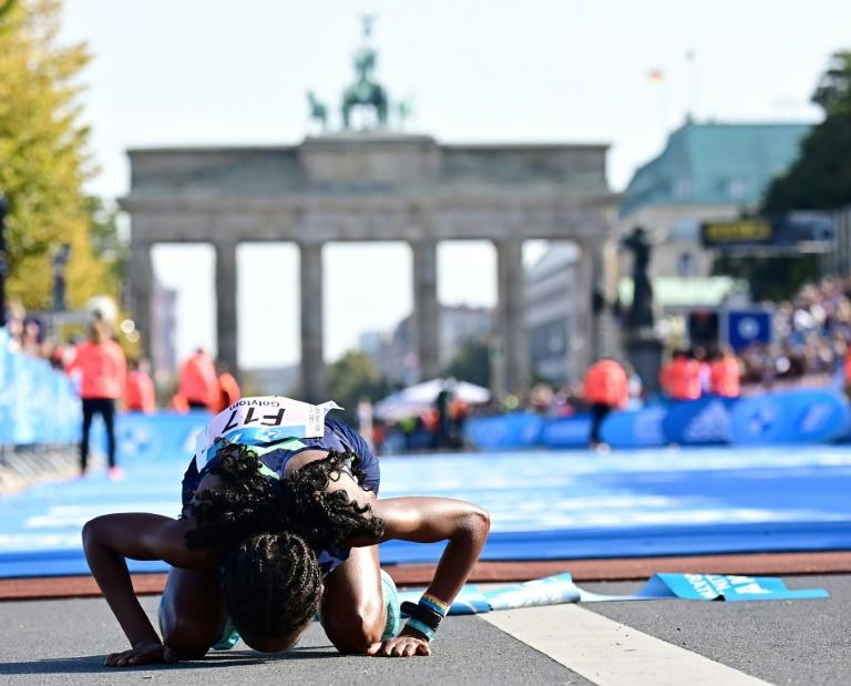 Gebreslase leads sweep for Ethiopia in women's Berlin Marathon