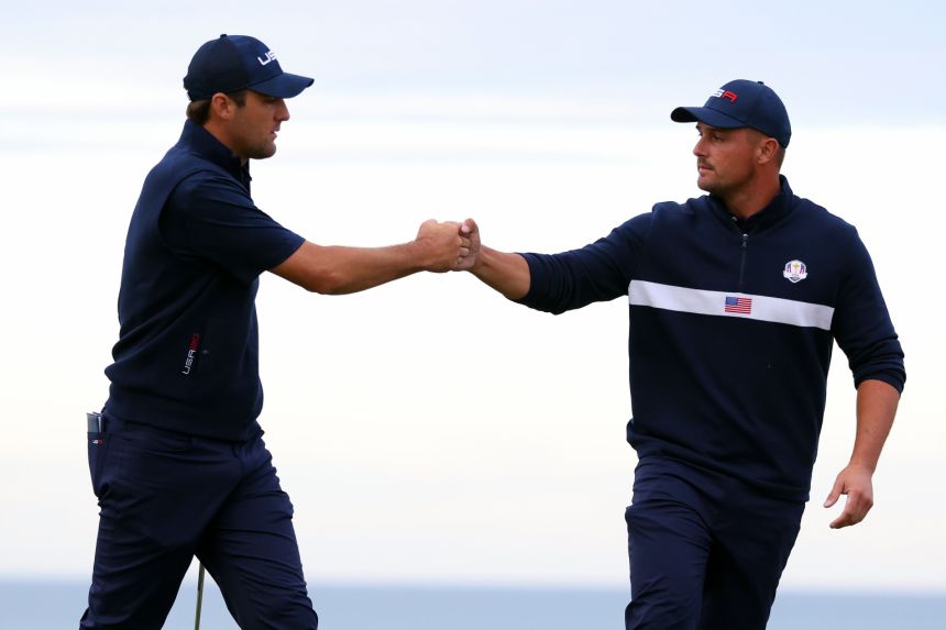 Golf: US take 11-5 lead over Europe, tighten grip on Ryder Cup ahead of final day