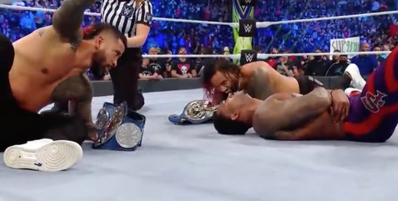 WWE's The Usos Retain SmackDown Tag Titles at Extreme Rules