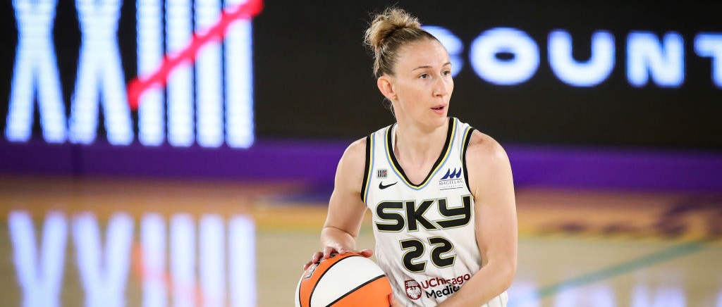 The Sky Pulled Away From The Lynx Late To Set Up A Semifinals Series With Connecticut