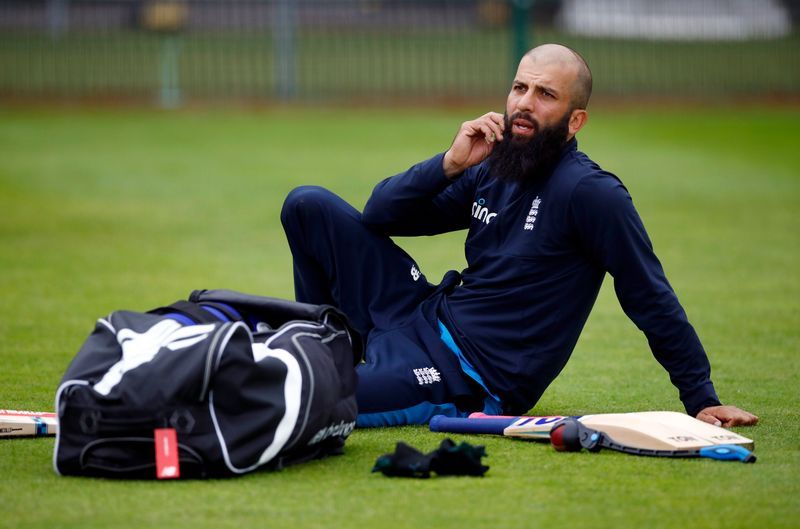 Cricket-England's Moeen set to retire from tests - reports