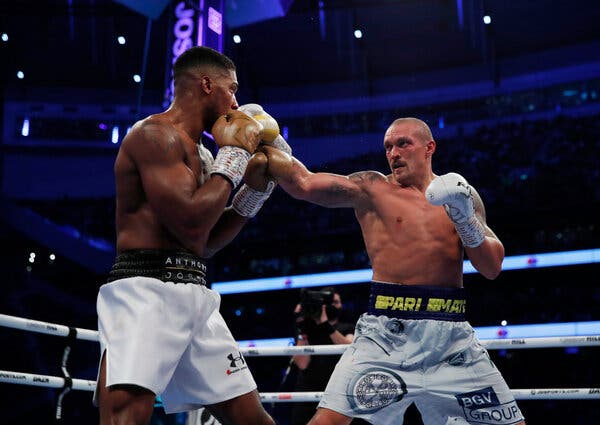 Oleksandr Usyk Upsets Anthony Joshua to Upend Heavyweight Boxing Picture