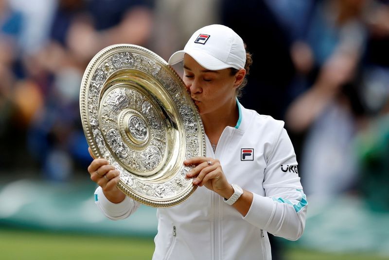 Barty returns to Australia to see family, no decision on rest of season