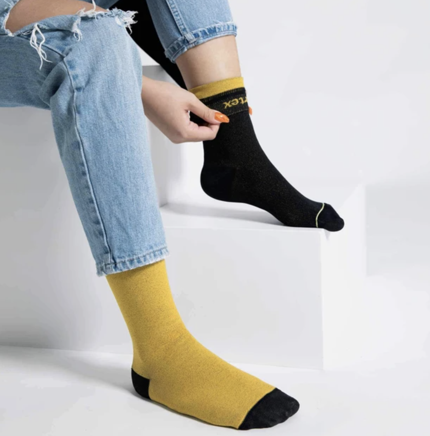These Indestructible Tights Are The Most Genius Fashion Invention, And I'm Not Even Kidding