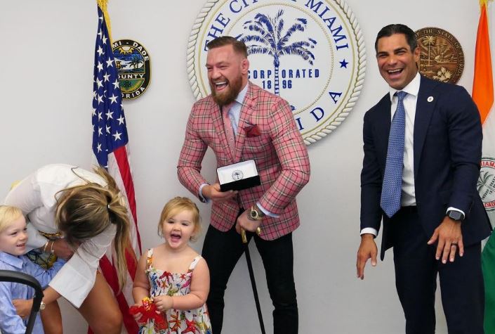 Conor McGregor Given Key To City Where He Was Arrested For Robbery
