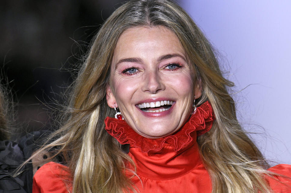 Paulina Porizkova, 56, wears nothing but a bedsheet in latest photo