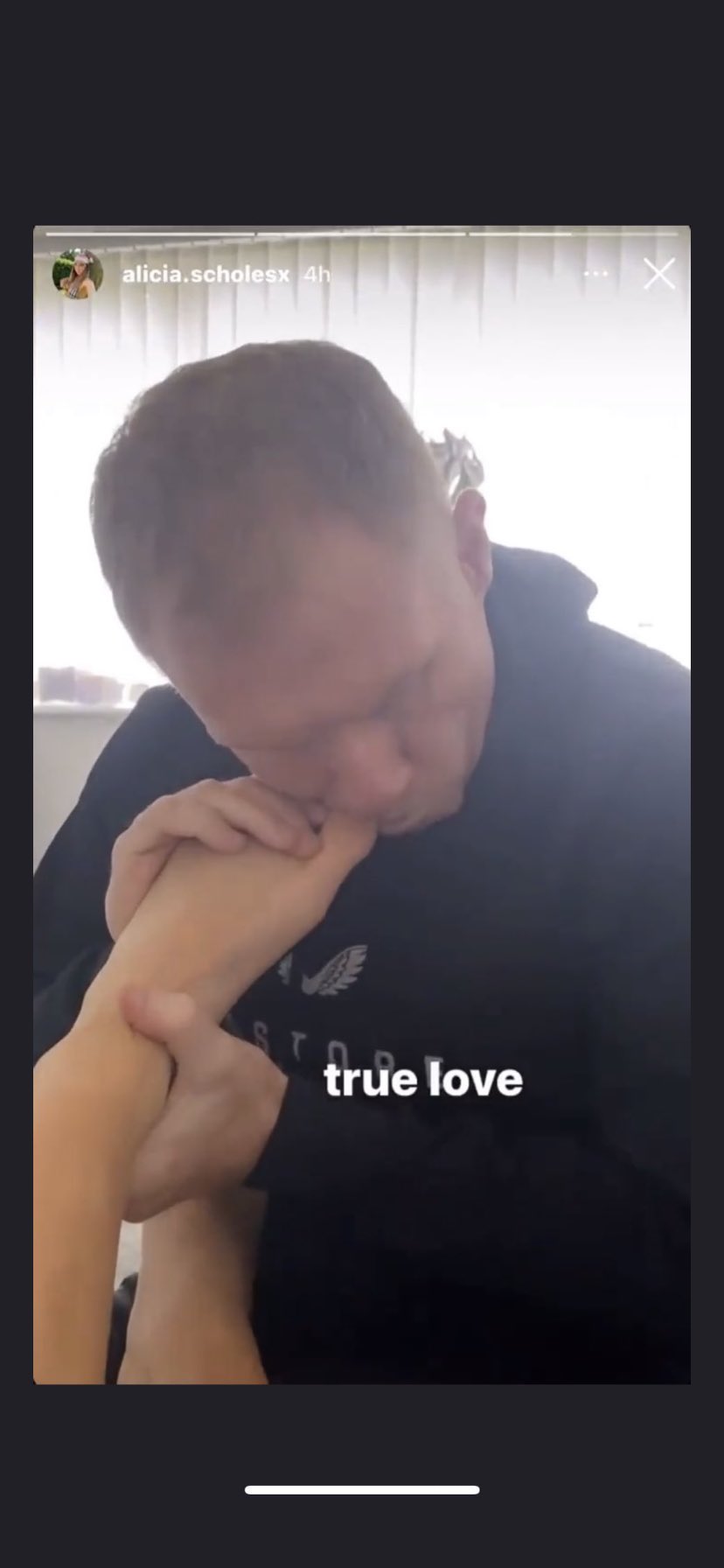 Paul Scholes’ Daughter Alicia Shares Video Of Her Dad Appearing To Bite Her Toenails