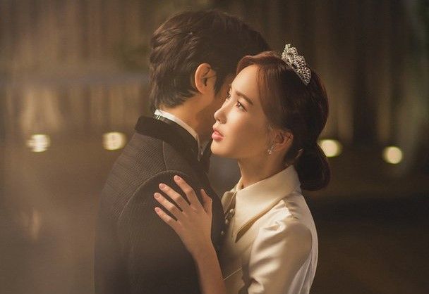 K-pop singer Choa of Crayon Pop is getting married, shares pre-wedding photos