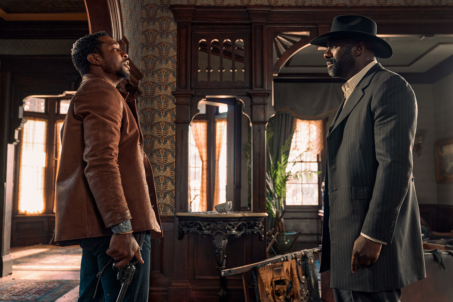 The Harder They Fall star Jonathan Majors on how the twist ending represents 'the circle of life'
