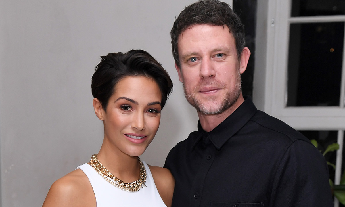 Frankie Bridge's jaw-dropping wedding dress took 10 minutes to design - photo