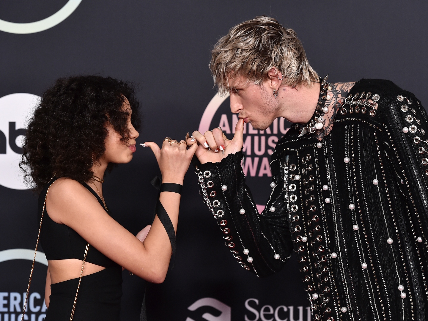 Machine Gun Kelly Enjoyed Another Father-Daughter Night With 12-Year-Old Casie on the Red Carpet