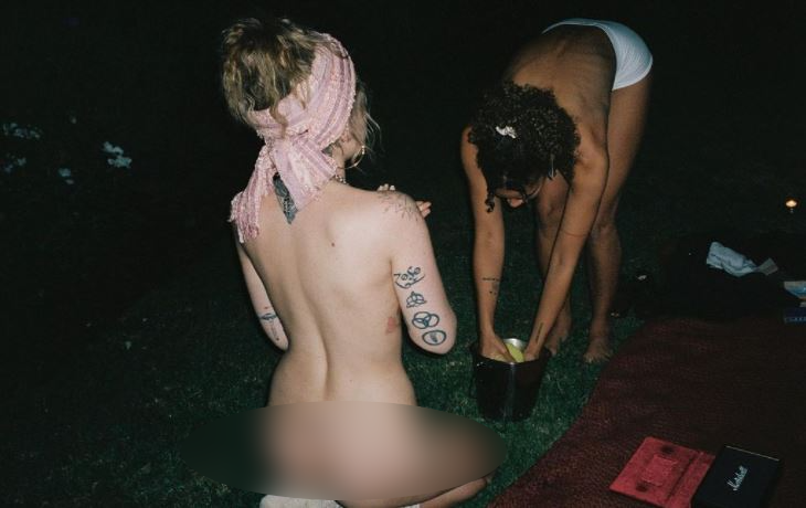Paris Jackson Takes Part In Naked Moon Circle Ceremony With ‘Coven’