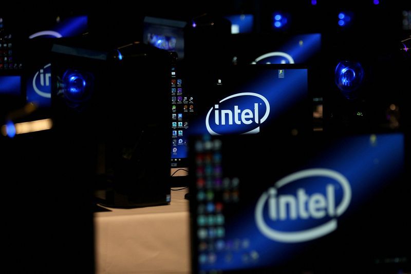 Intel to invest RM30bil over 10 years in its Bayan Lepas FIZ facility