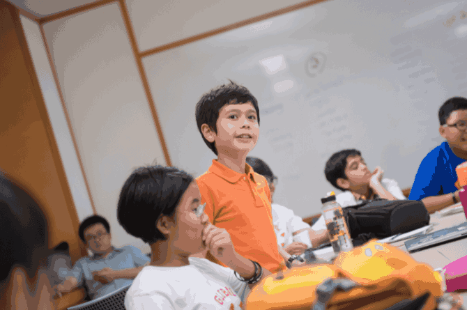 5 Fun And Educational Workshops For Your Child To Attend This School Holiday