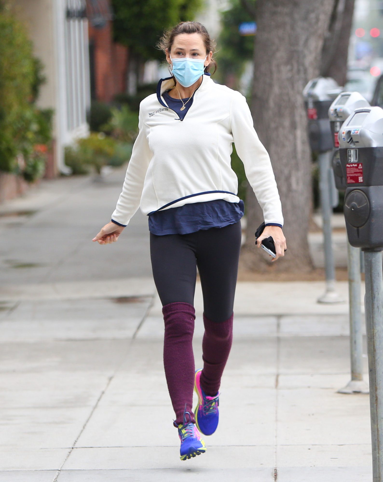 Jennifer Garner Wore the Affordable Winter Trend Sarah Jessica Parker and TikTok Also Love