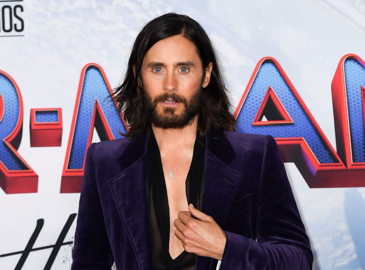 Actor Jared Leto shows off hot body for 50th birthday photo