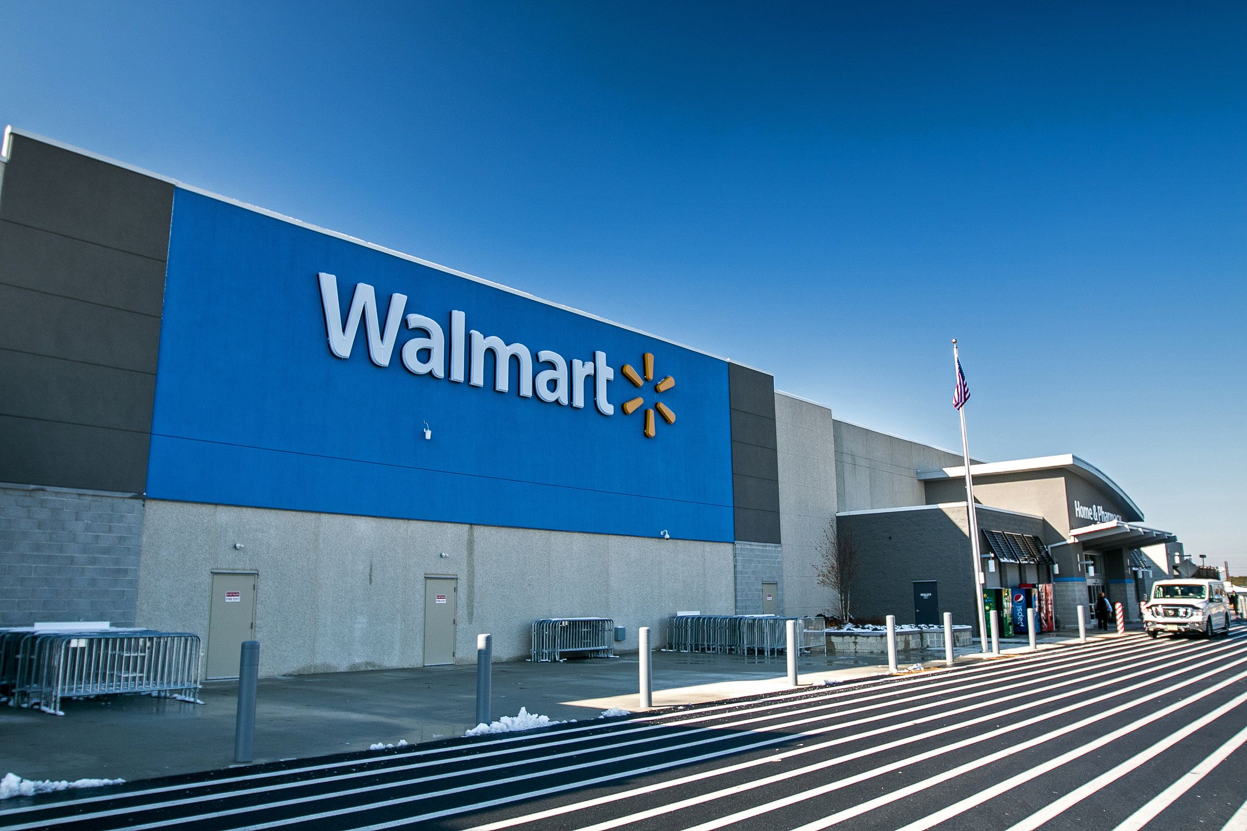 Walmart plans 1,500 job cuts to simplify operations