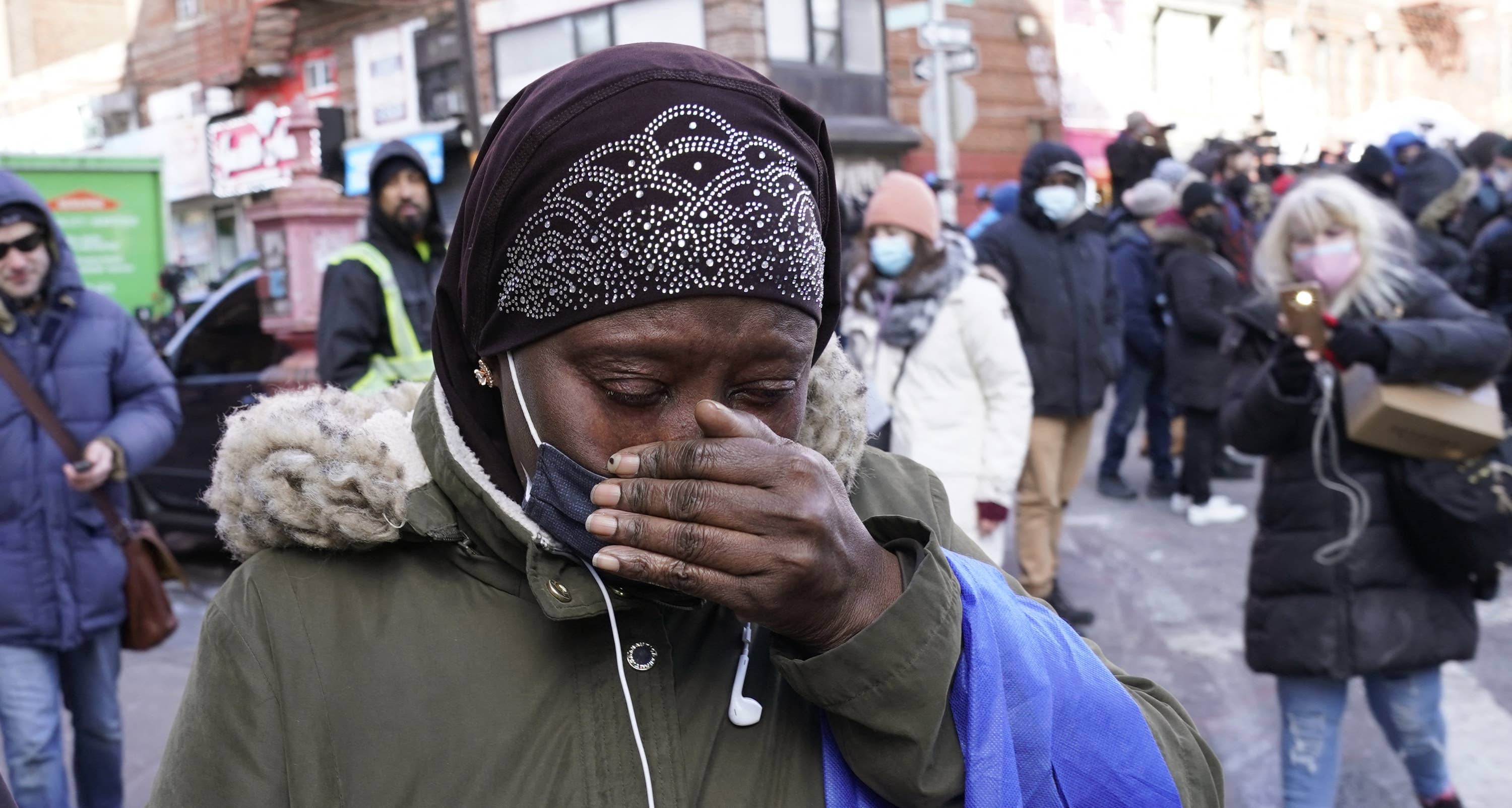 The Bronx Apartment Building Where A Massive Fire Killed 17 People Had Unresolved Safety Violations At The Time