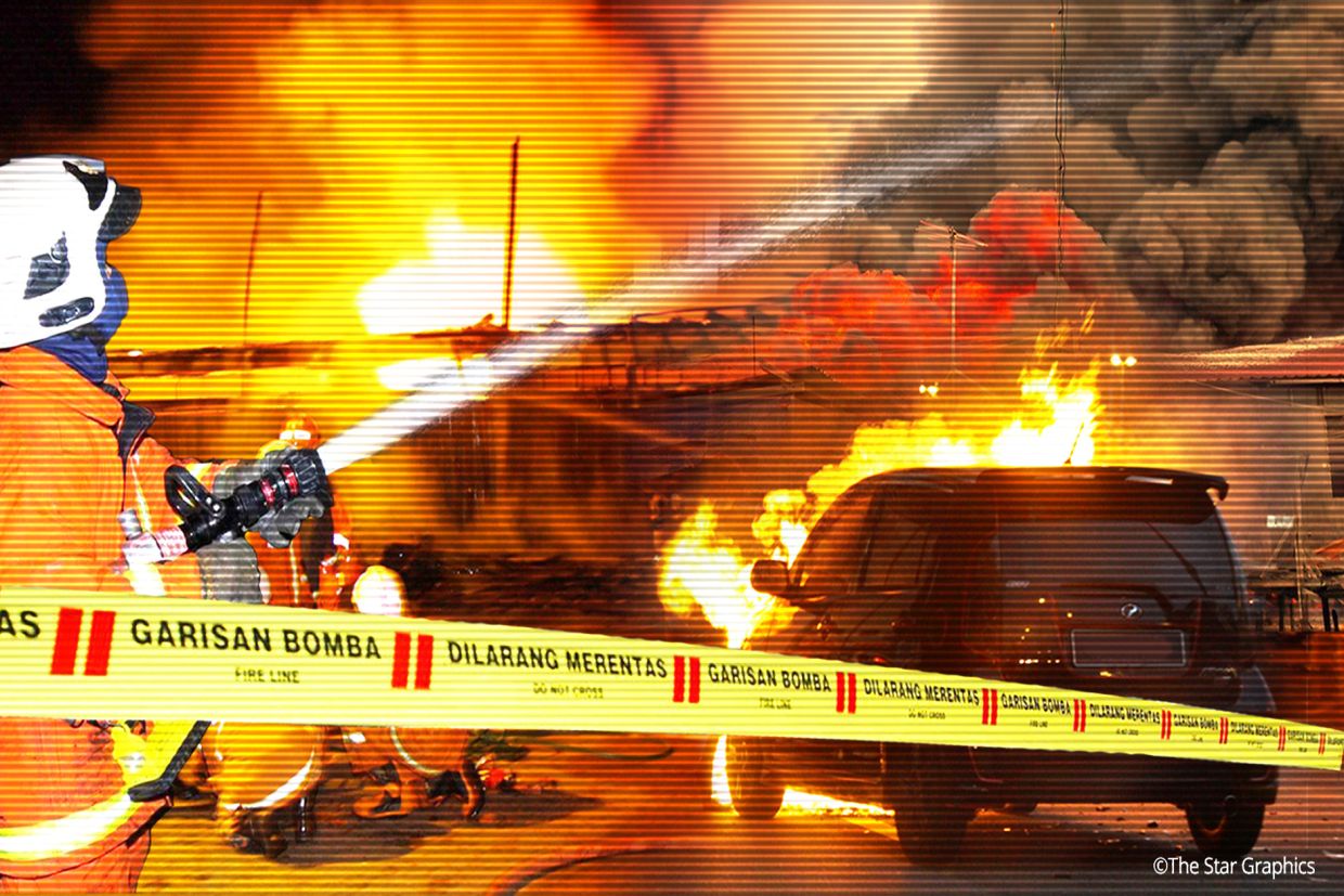 Man rescues wife from burning flat in Penang