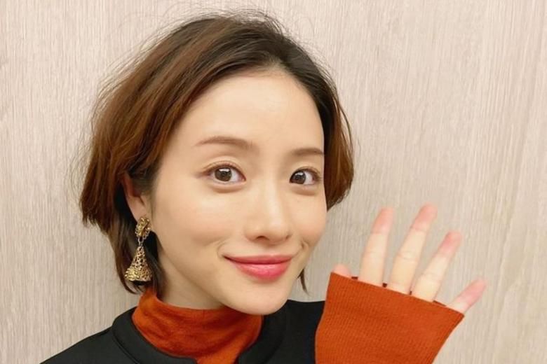 Japanese actress Satomi Ishihara pregnant with first child