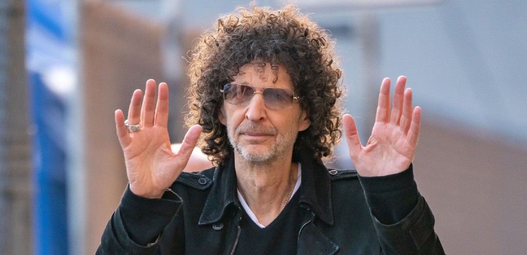 Howard Stern Has A Blunt Reaction To Unvaccinated Covid Patients Flooding Into Hospitals