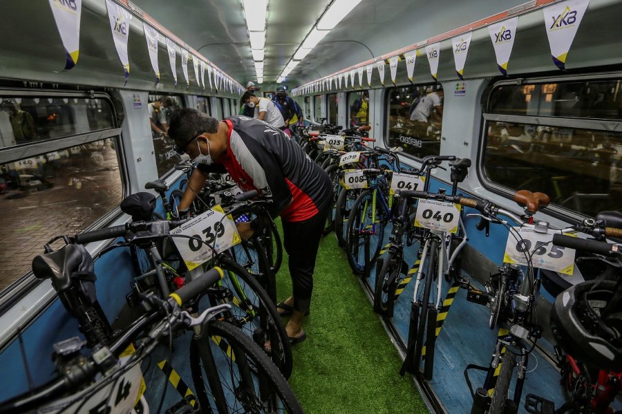 Bicycles now allowed on selected KTMB coaches