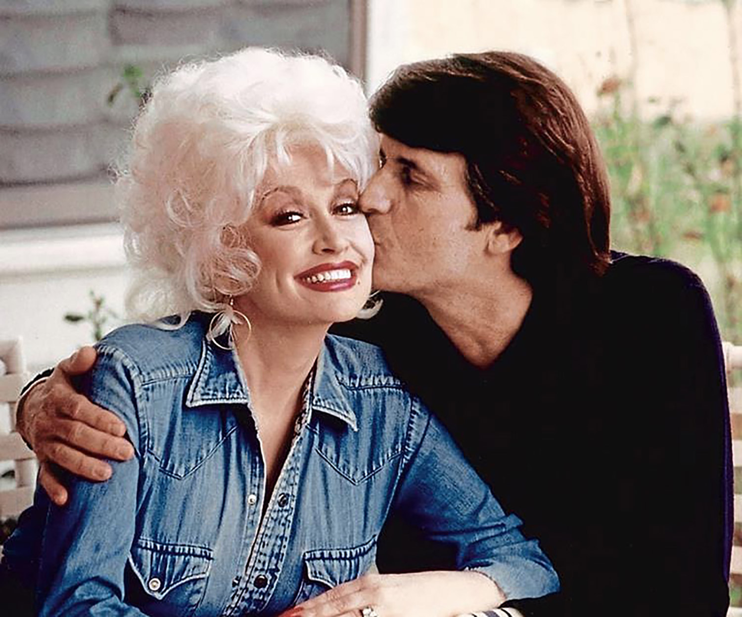 Dolly Parton Shares Vintage Photo with Husband Carl Thomas Dean on Valentine's Day: 'Squeeze Your Loved Ones'
