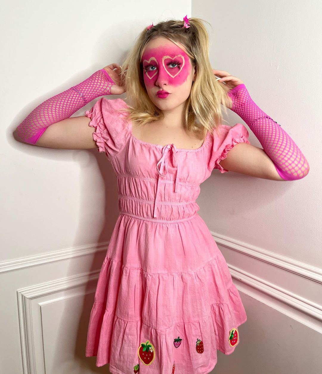 Tori Spelling Praises 13-Year-Old Daughter Stella's Full-Face Valentine's Day Look: 'So Talented'