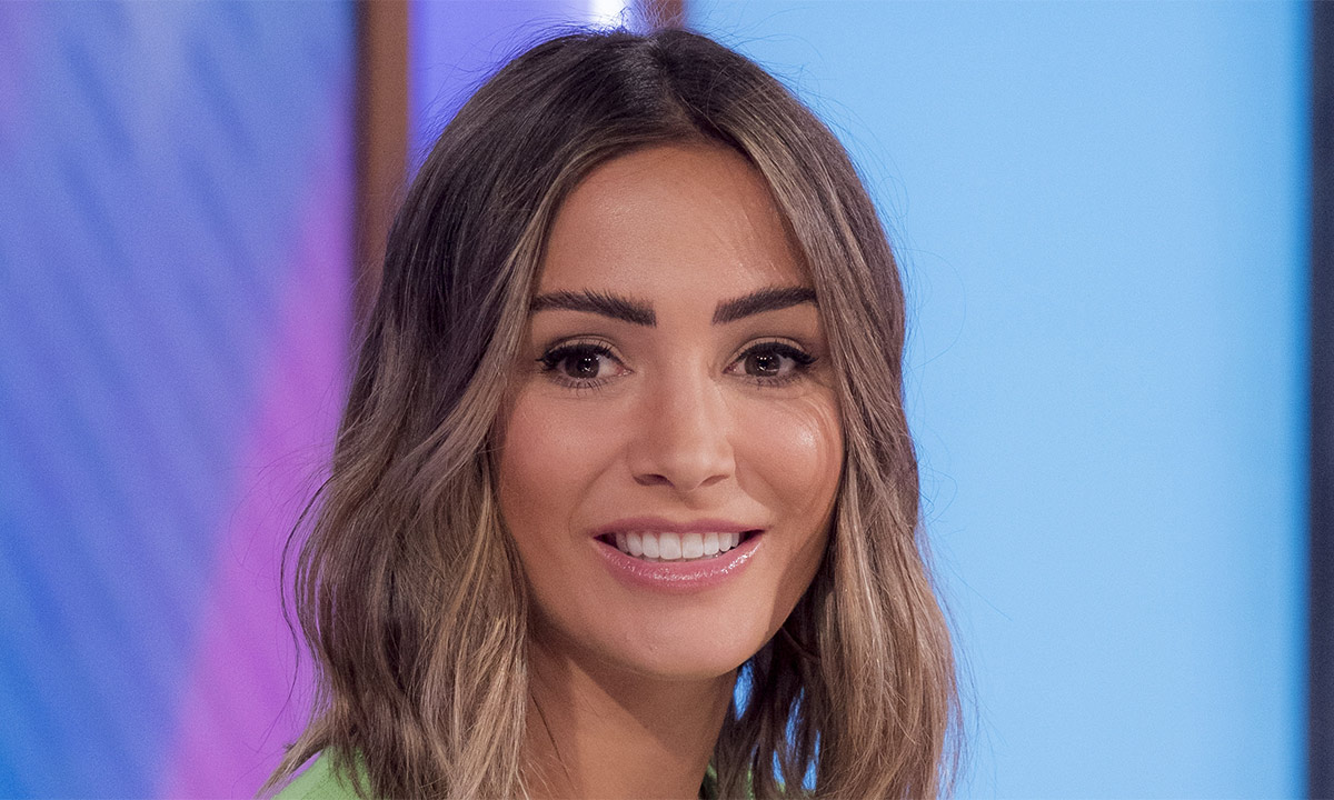 Frankie Bridge's workout outfit shows off her amazing abs