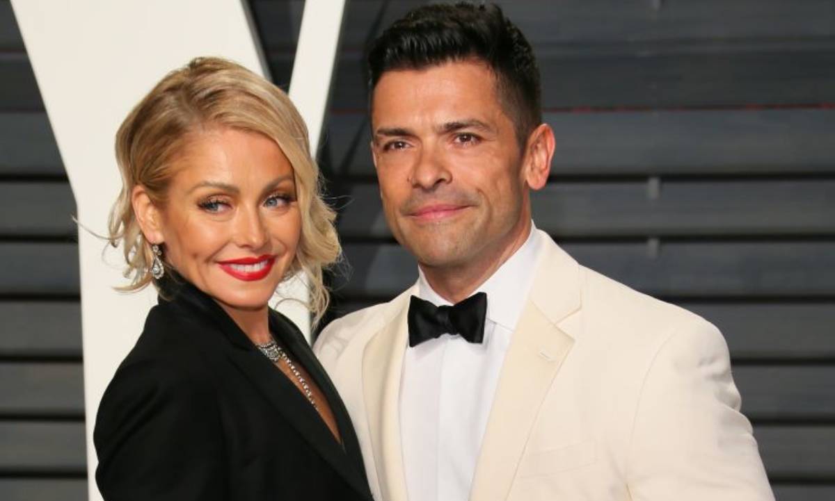 Kelly Ripa's husband and sons look so alike in never-before-seen celebratory family photos