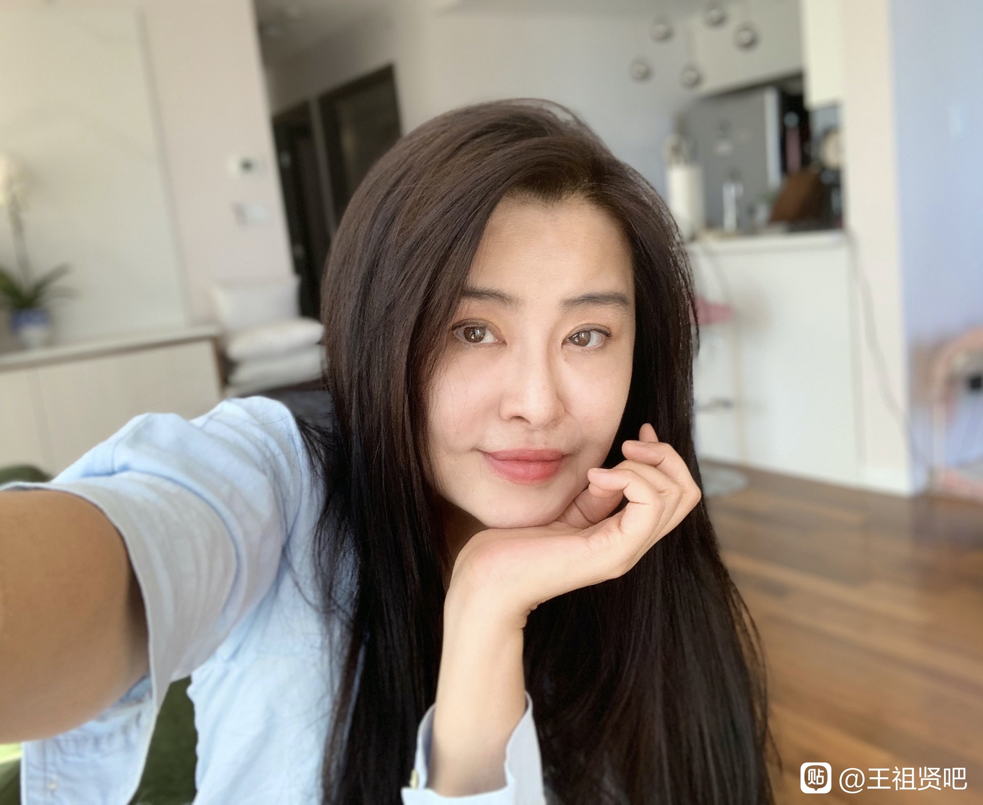 Fan Posts Throwback Photo Of Joey Wong With Short Hair That Draws A Comparison With Fei Yu-Ching