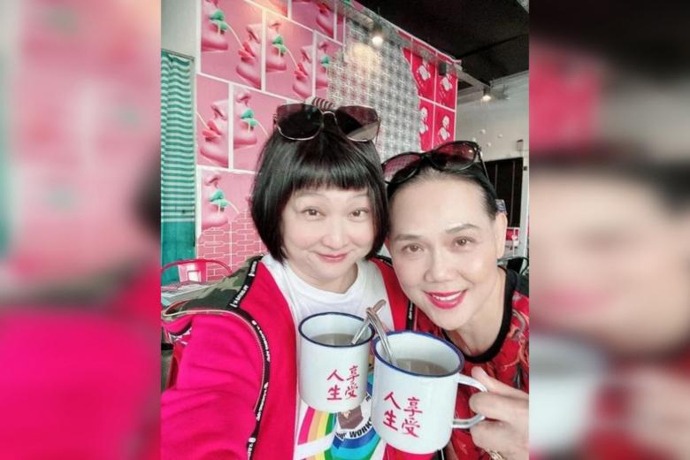 Actress Chen Liping meets up with Samsui Women star Zeng Huifen
