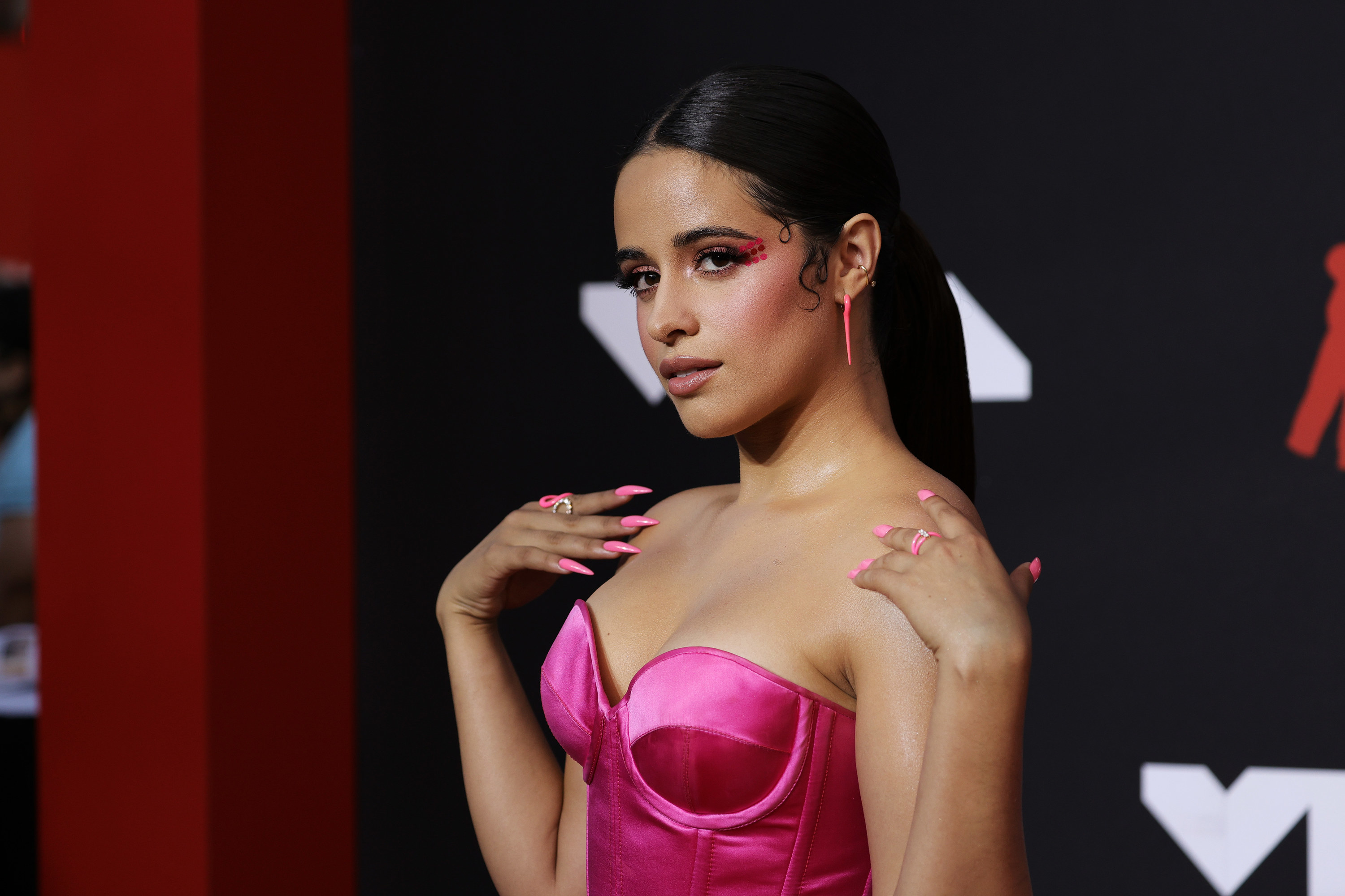 People Are Sharing Photos Of Camila Cabello’s Bare Breast On Twitter After Her Wardrobe Malfunction On Live TV And It’s Not OK