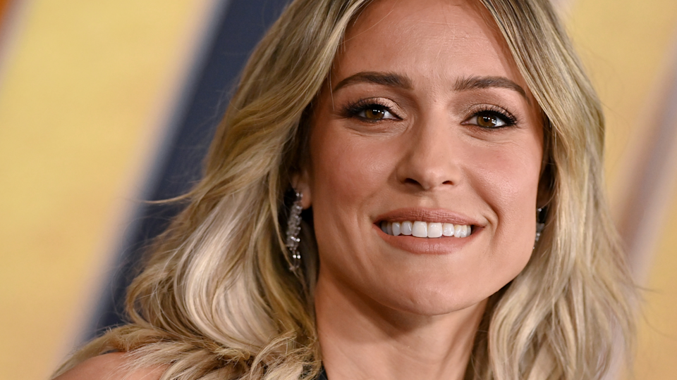 Kristin Cavallari delivers major 'Laguna Beach vibes' with new bikini photo